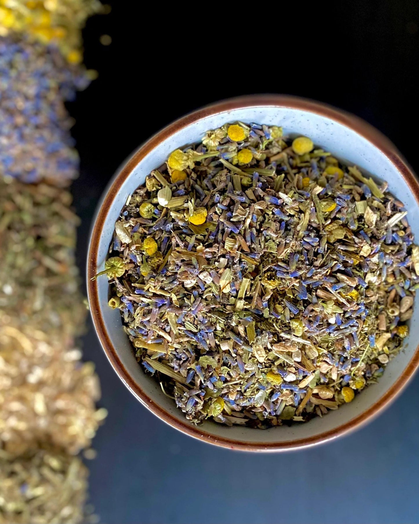 PEACE Herbal Blend: Passionflower, Ashwagandha, Lavender, Chamomile, Mugwort, Lemon Balm - Relaxation & Calm