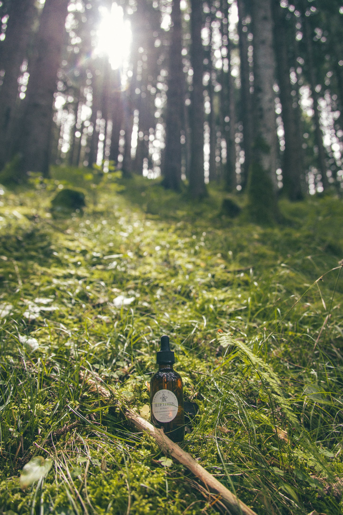 ORGANIC BLUE LOTUS Extract: Alcohol-Free Relaxation & Meditation Drops